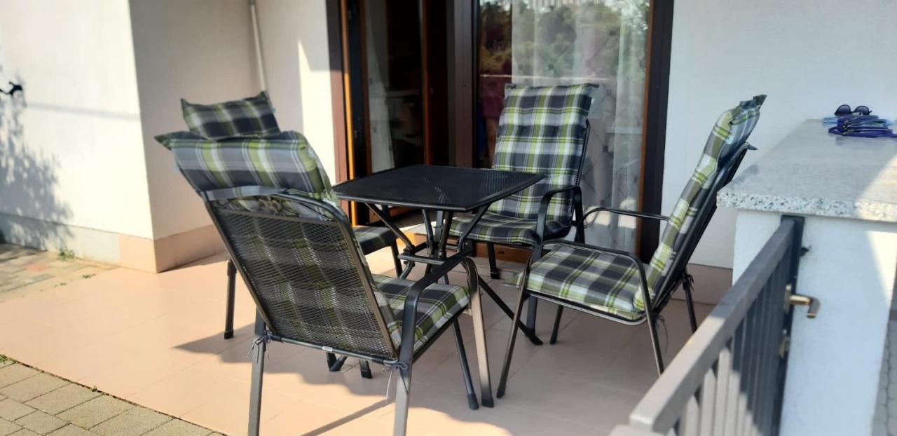 Apartman Lidija Linardici Exterior photo