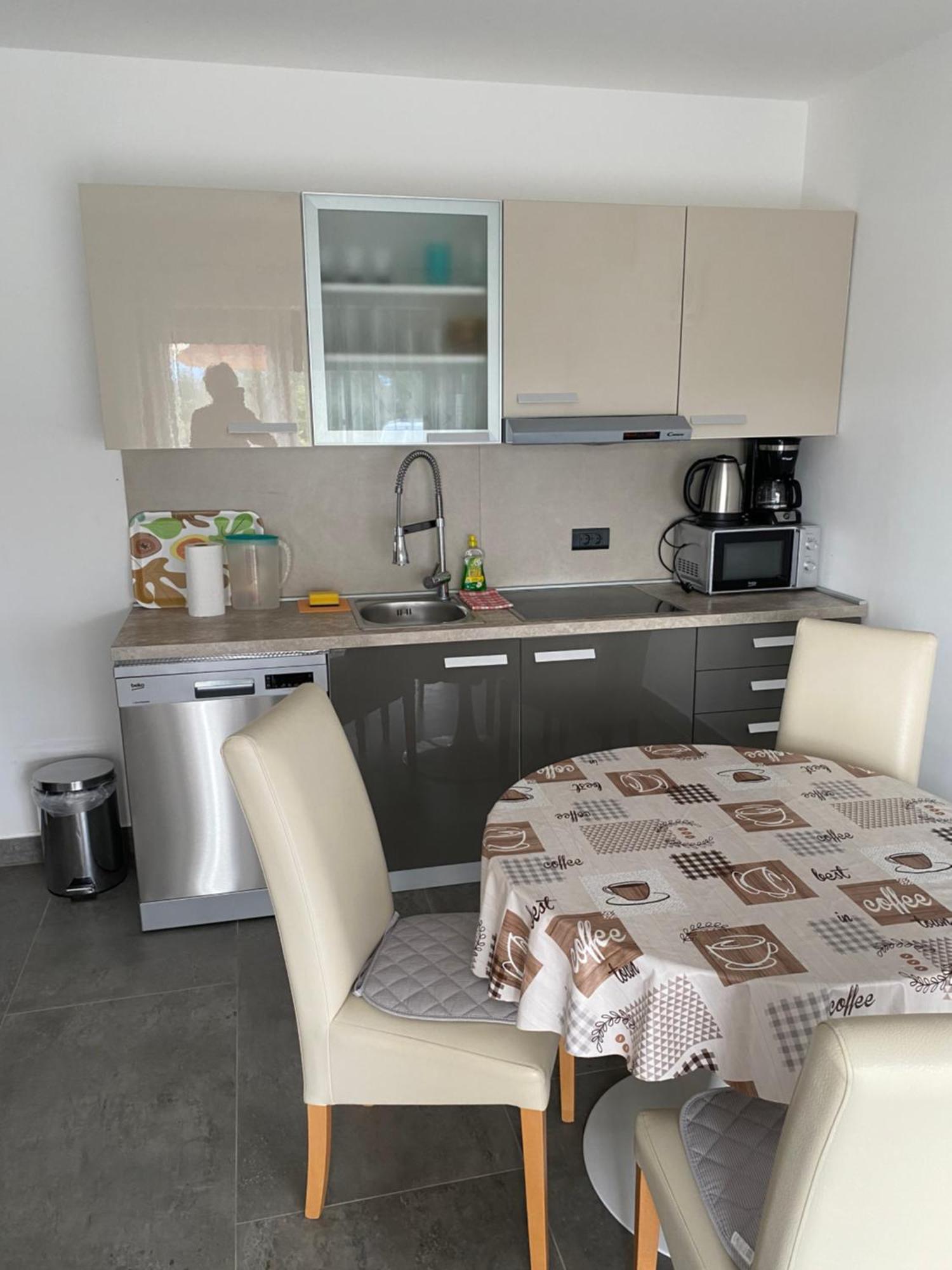 Apartman Lidija Linardici Exterior photo